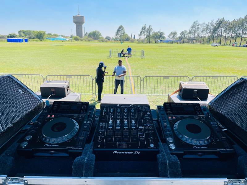 Dj equipment