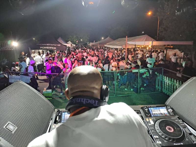 Dj outsourcing